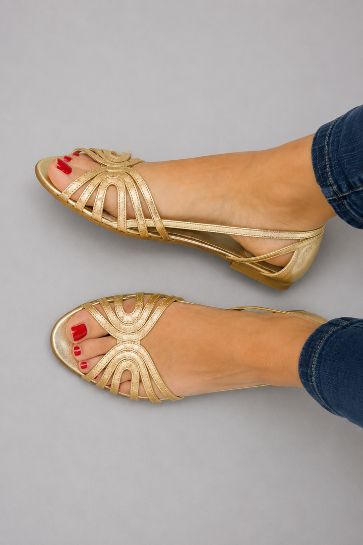 Saoirse | Golden Elegance Flat